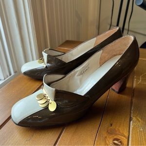 Mid century Saks Fenton Last Two-Tone Heels wjth Brass Medallion Accent